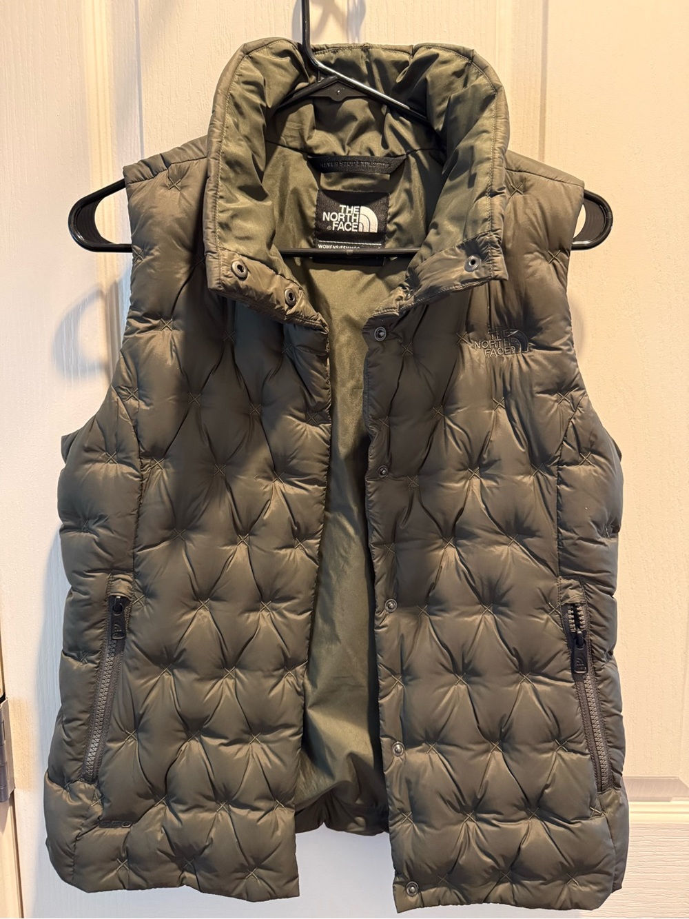 The North Face Women's Quilted Puffer Vest - Olive